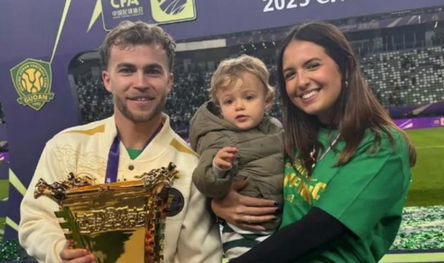 古加：想把中国的网购送货服务带回来，中国人的庆祝有点“冷漠”